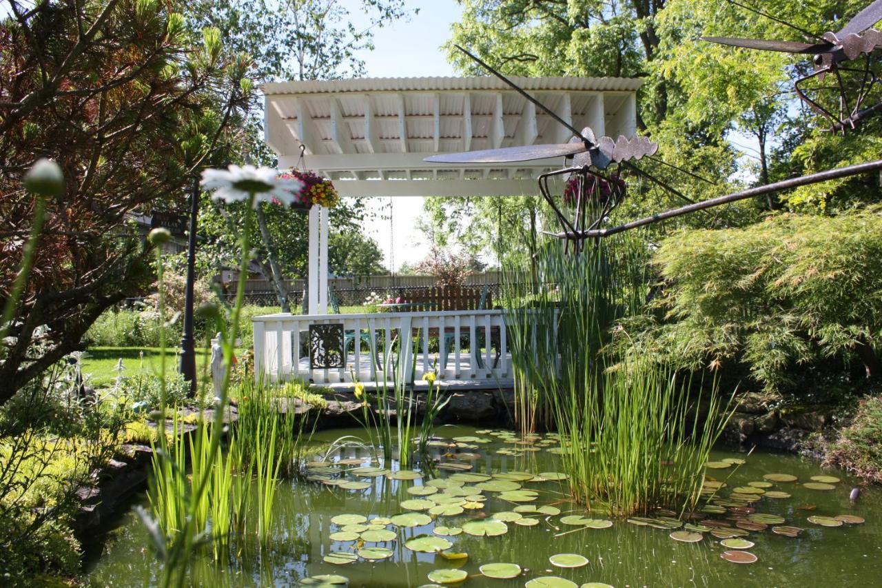 Carrousel Bed & Breakfast Cayuga Luaran gambar
